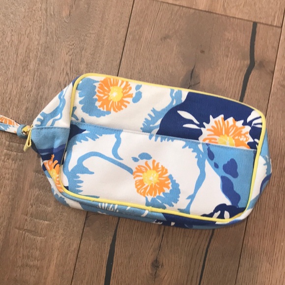 Lilly Pulitzer cosmetic bag - Picture 3 of 6